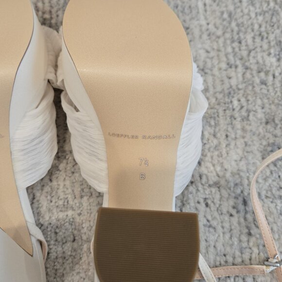 NWT Loeffler Randall Natalia Pearl Platform Bow Heel Size 7.5 - Picture 7 of 10